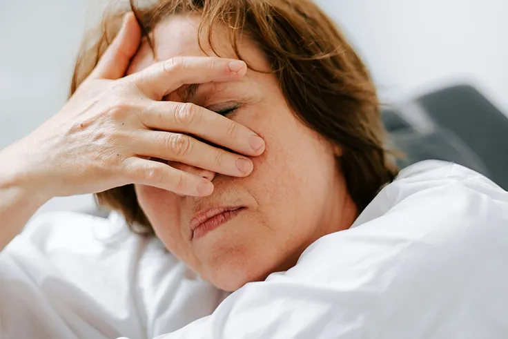woman undergoing psychoanalysis